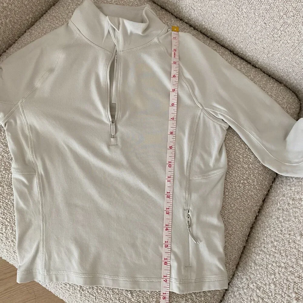Lululemon It's Rulu Cropped Half Zip *Updated 'Bone' Size XS